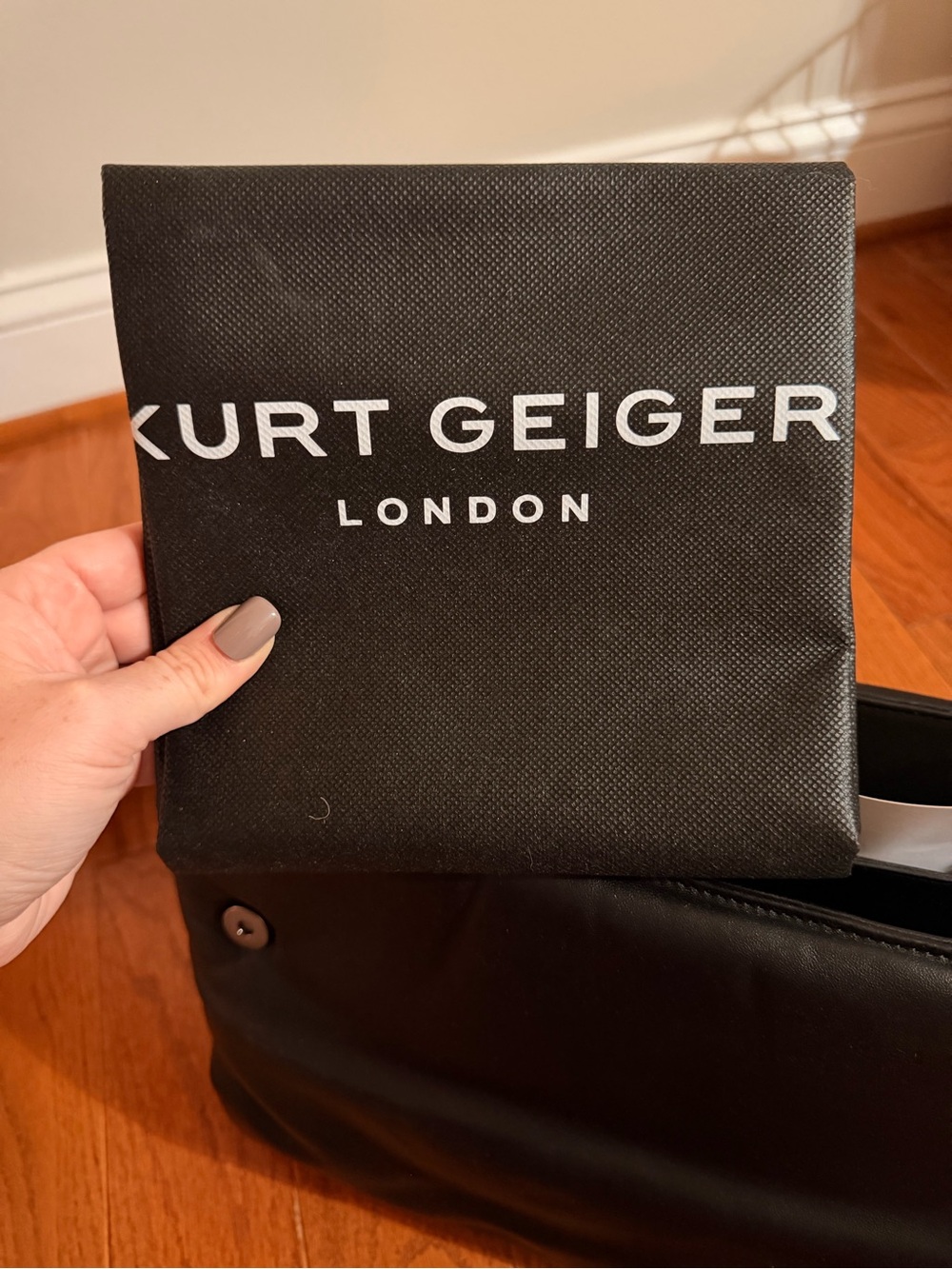 Kurt Geiger Black Lamb Skin Leather XXL Shoulder Bag with Silver Chain - Picture 13 of 14